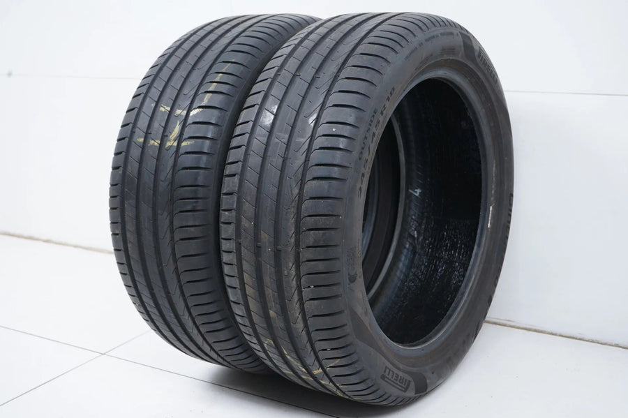 2 x Sommerreifen Pirelli 245 45 18 Zoll DOT22 ca.6mm