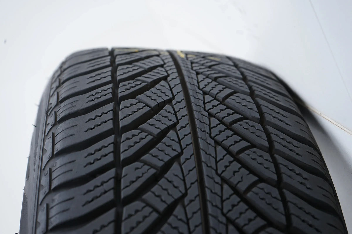 MINI MINI F55 F56 F57 Winter tires Winter wheels 195 55 16 inch Detailansicht 12
