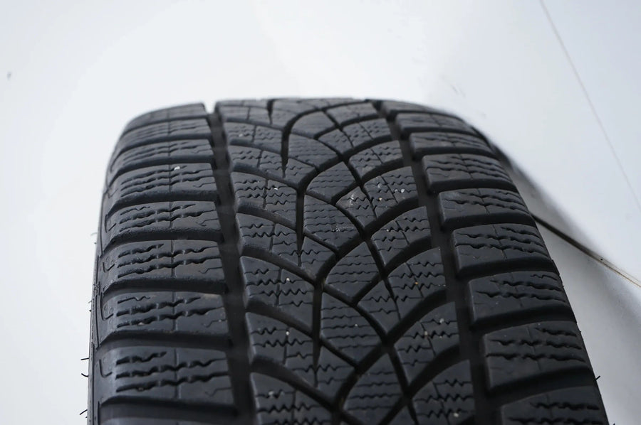 BMW 1 Series 2 Series F40 F44 Winter Wheels Winter Tires 205 45 18 inch M711
