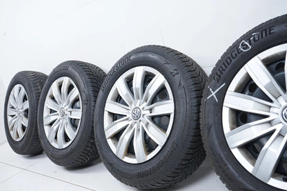 Pneus hiver 215/65/17 pouces pour VW Tiguan, Skoda Kodiaq et Audi Q3.