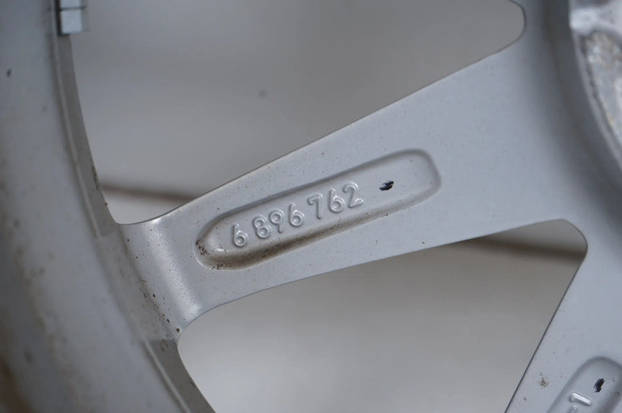 Zimní disky a pneumatiky BMW řady 4 i4 G26 225 55 17 palců