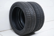 2 pneumatici invernali Pirelli 225/45 R18 pollici DOT21, circa 4 mm, MO RFT