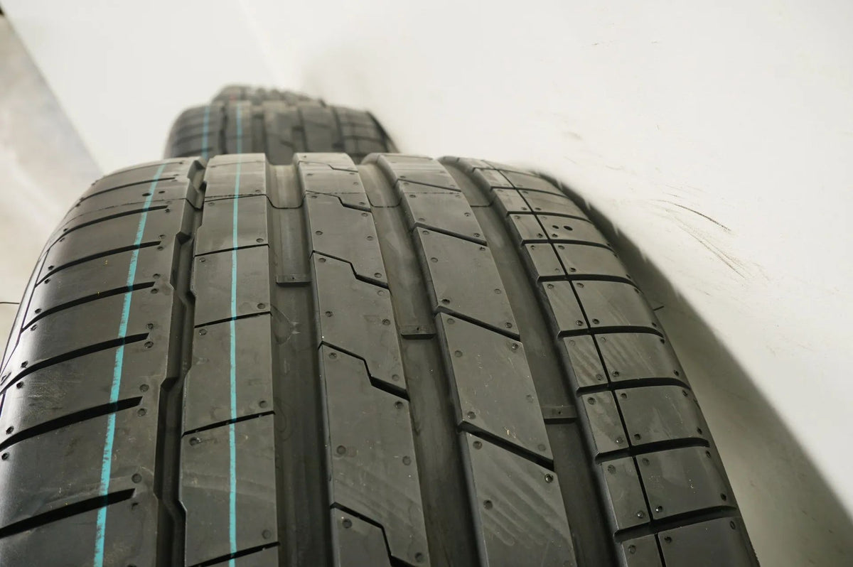 New BMW Z4 G29 summer wheels, summer tires, 17 inch Detailansicht 9