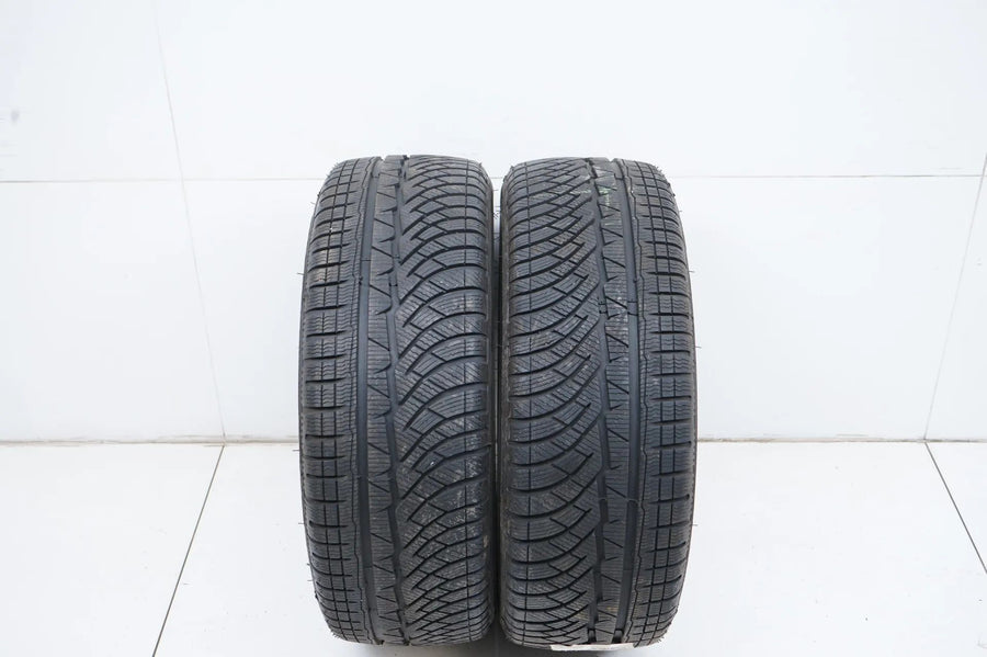 2x Michelin winter tires 215 45 18 inch DOT21 approx. 7mm tread depth MO