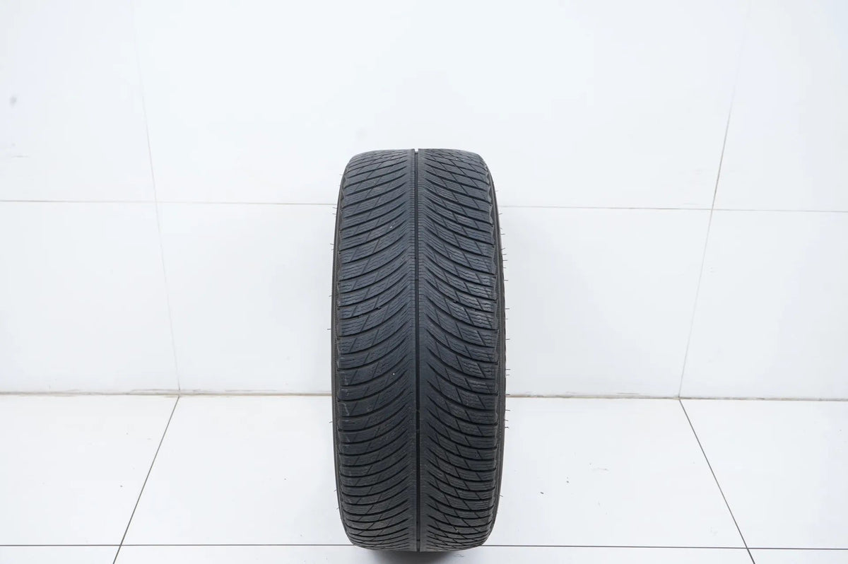 1 pneu hiver Michelin 255/45/20 pouces, profondeur d'environ 4 mm, homologué BMW DOT21* Vue détaillée 2