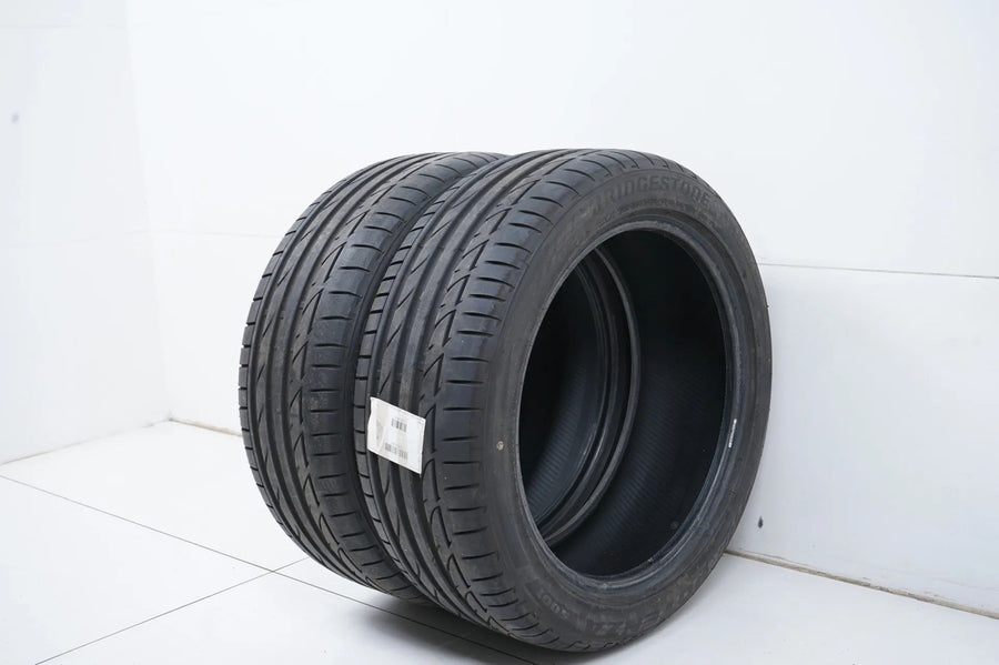 2x Sommerreifen Bridgestone 245 45 19 Zoll ca.6mm DOT19 MO