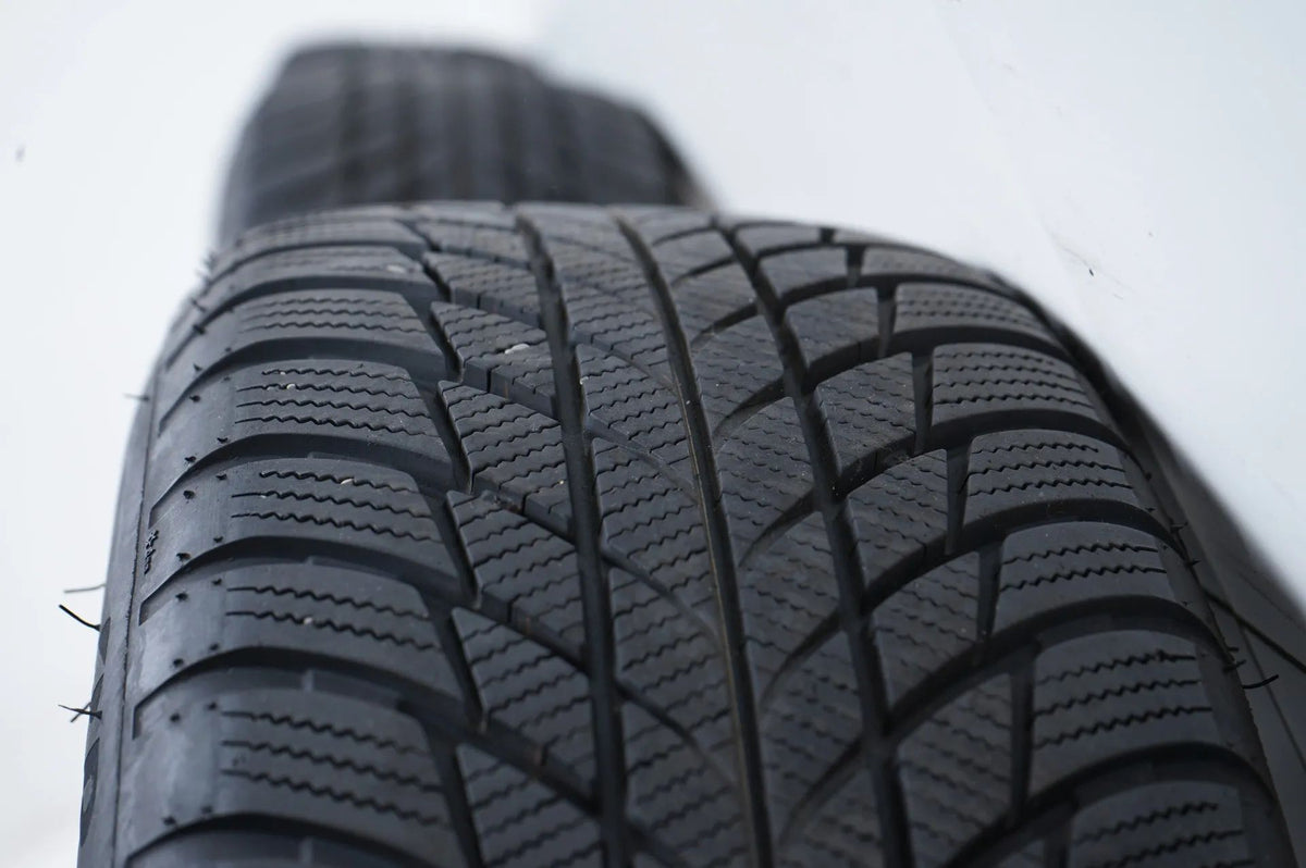 MINI Countryman F60 winter tires/wheels 205/60 R17 inch Detailansicht 10