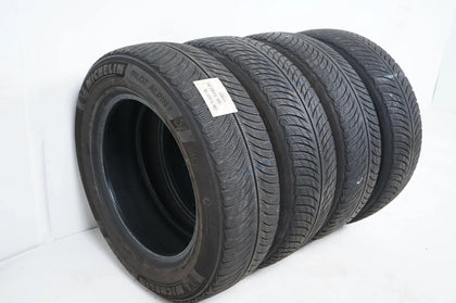4x Winterreifen 215 65 17 Zoll R17 Michelin DOT21 MO ca.5mm