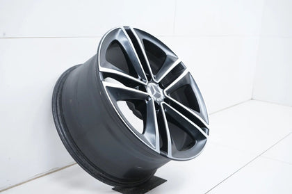 1 x Mercedes CLS W257 Alloy Wheel 18 Inch A2574010200 9J ET33