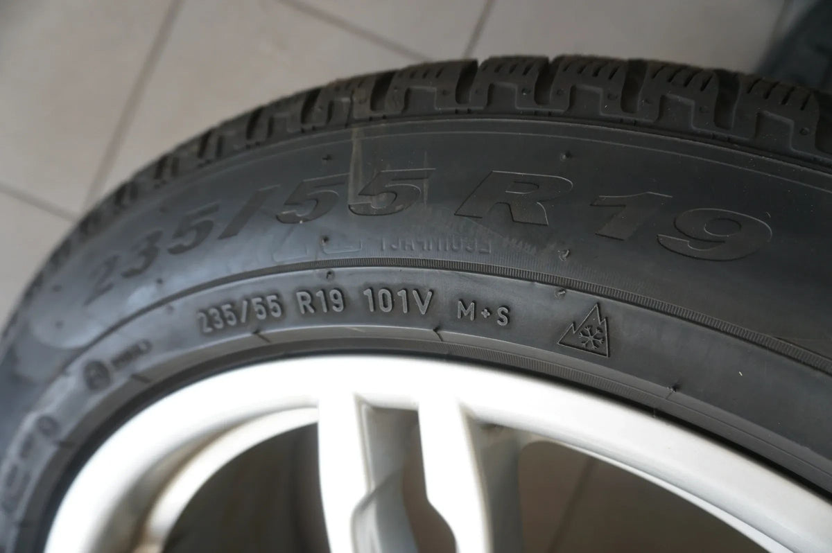 Original Porsche Macan 95B 19 Zoll Alufelgen Winterräder Winterreifen 2023 6,5mm Detailní zobrazení 7