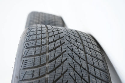 Audi A5 S5 B10 FU 8B Winterreifen Winterräder 245 40 19 Zoll 8B3601025AS