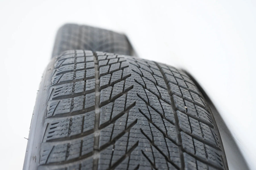 Audi A5 S5 B10 FU 8B winterbanden winterwielen 245 40 19 inch 8B3601025AS