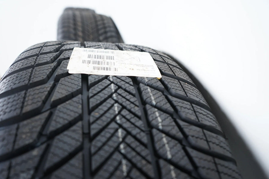 NEU Mercedes GLA GLB H247 Winterräder Winterreifen 235 50 19 Zoll A2474011500