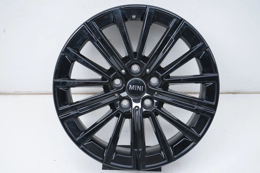 1 x BMW 2er Active U6 U06 Alufelge 17 Zoll 833 6891174 5A094B2