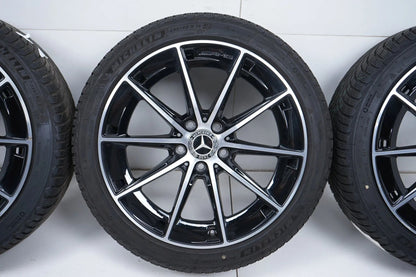 Roues et pneus hiver Mercedes CLA35 C118, dimensions 235/40/18 pouces