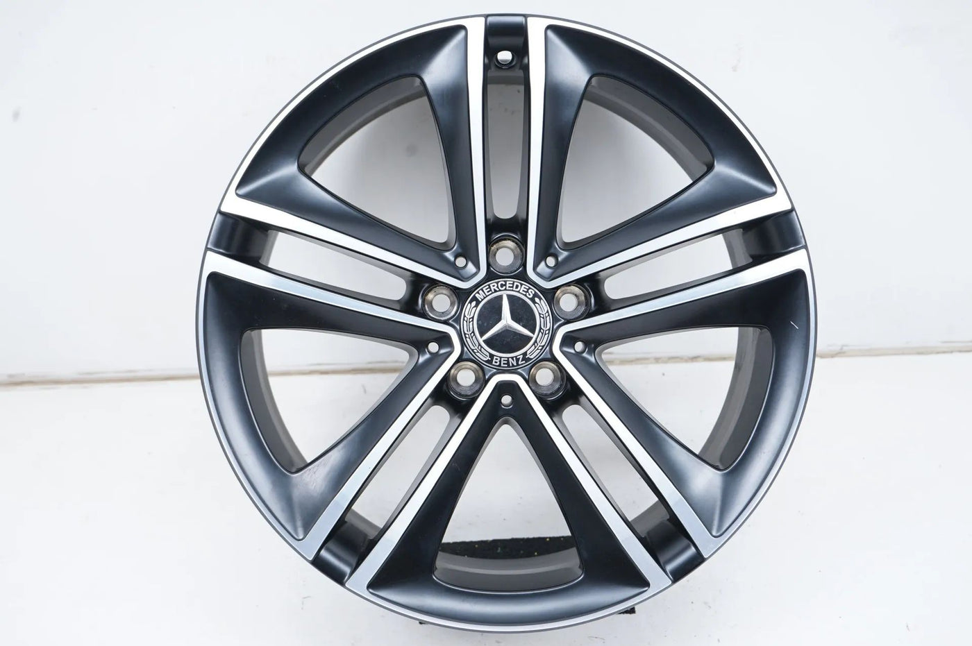 1 jante alliage Mercedes CLS W257 18 pouces A2574010200 9J ET33