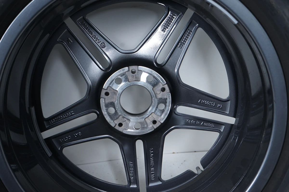 Mercedes GLA GLB H247 AMG Summer Wheels Summer Tires 235 50 19 Inch Detailansicht 13