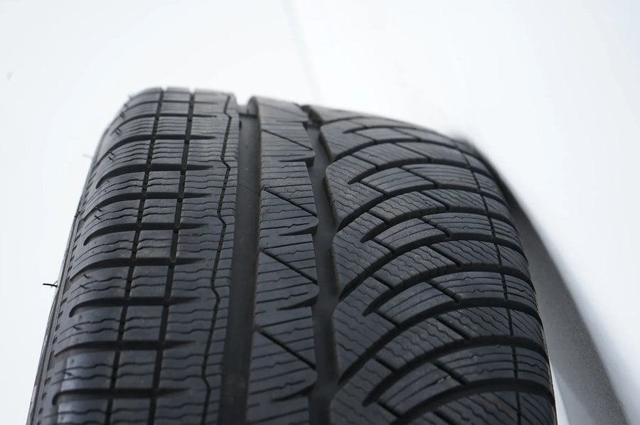 Mercedes A45 CLA45 W177 W118 Winterreifen Winterräder 18 Zoll