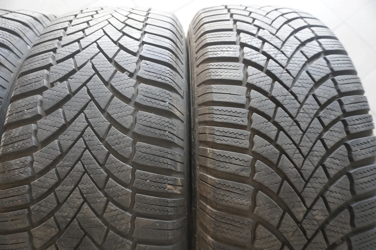 Original VW Passat 3G B8 Stahlfelgen Winterräder Winterreifen 215 60 R16 6mm Detailansicht 4