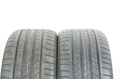 2x DEMO Sommerreifen Bridgestone 255 40 R18 18 Zoll DOT22 MOE RFT
