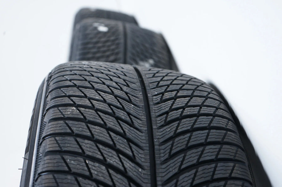 Nuova Mercedes Classe G G63 AMG W463 ruote invernali pneumatici invernali 275 50 20 pollici