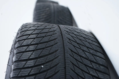 Pneus hiver et jantes hiver 19 pouces pour Mercedes E43, E53 AMG et W213