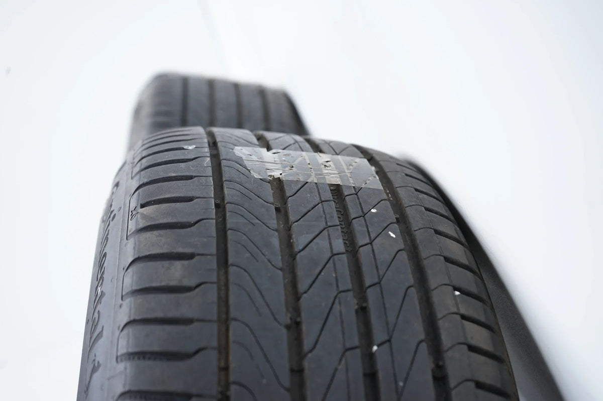 Volkswagen VW Touran 2 Summer Wheels Summer Tires 215 45 18 Inch Detailansicht 10