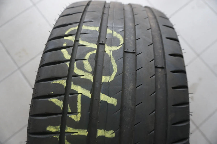 1 X 255 40 R18 99Y Pneu été Michelin Pilot Sport 4 ZP * RFT 2023 6mm