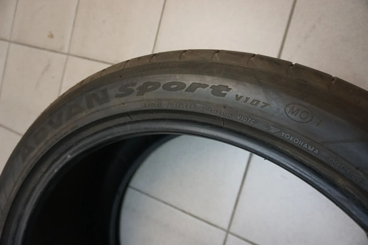 285 40 ZR22 R22 110Y Sommerreifen Yokohama AdvanSport V107 MO1 2021 7mm Detailansicht 3