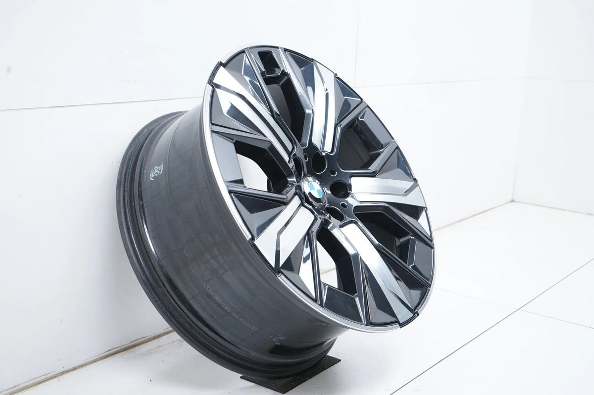 1 x BMW iX20 i20 Alloy Wheel 21 Inch 1011 5A02654 9J ET36 Detailansicht 3