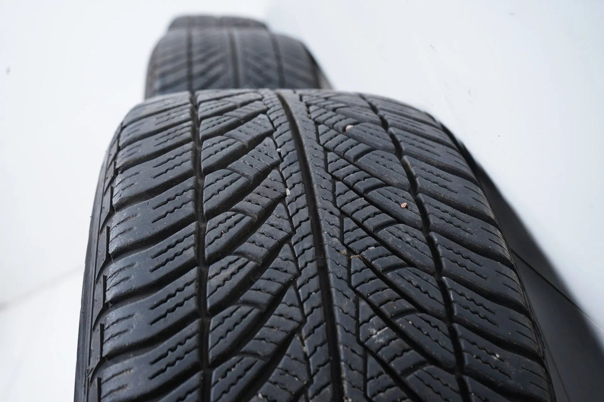 BMW 5 Series G30 G31 Winter Tires Winter Wheels 245 45 18 inch Detailansicht 18