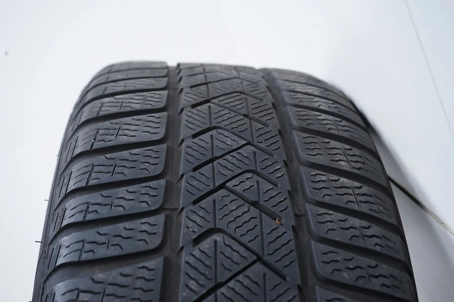 Mercedes C-Class W206 winter tires/wheels 225/45/18 inch