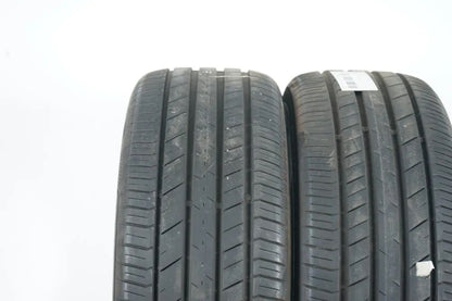 2x Sommerreifen Nexen 235 45 19 Zoll ca.7mm DOT23