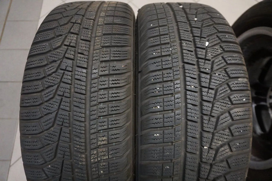 Jantes alu et pneus hiver d'origine Mercedes Classe A W177 Classe B CLA 205 55 R17