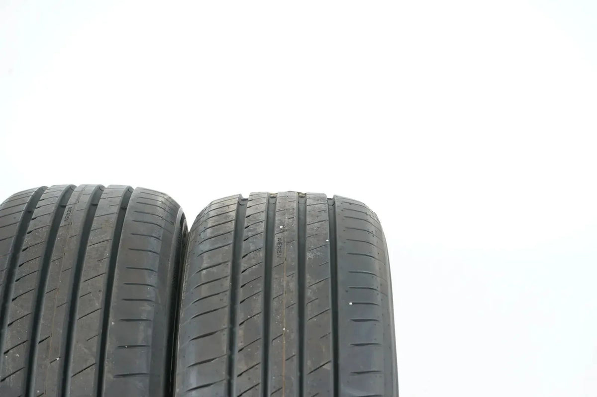 2 pneus d'été de démonstration Nexen 225 55 18 pouces DOT23 Bmw*MO Vue détaillée 5
