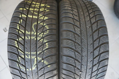 Jantes alliage d'origine Mercedes Classe A Classe B W177 W247 CLA 18 pouces avec pneus hiver