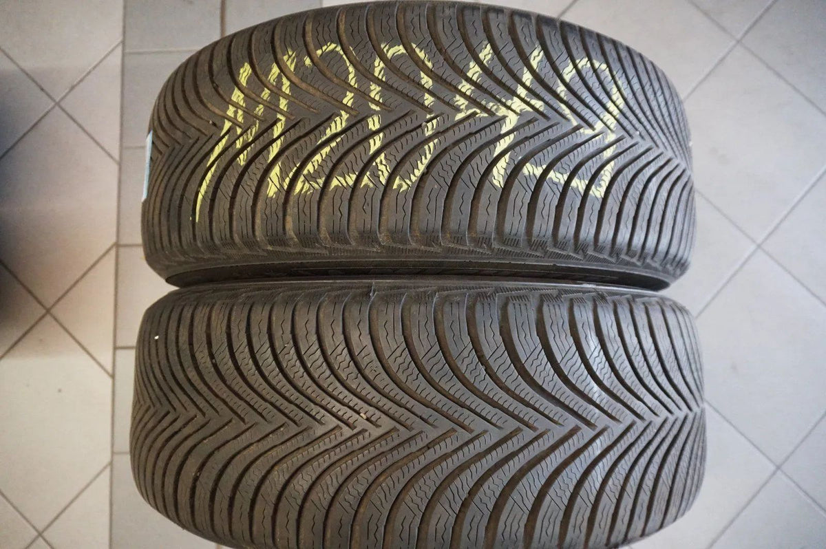Jantes alliage d'origine BMW Série 5 G30 G31 Roues hiver Pneus hiver 225 55 R17 2021 6mm Detailansicht 8