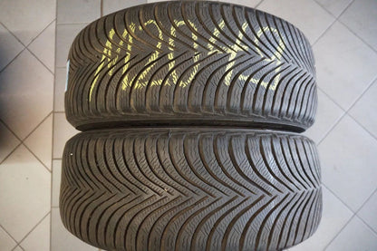 Jantes alliage d'origine BMW Série 5 G30 G31 Roues hiver Pneus hiver 225 55 R17 2021 6mm