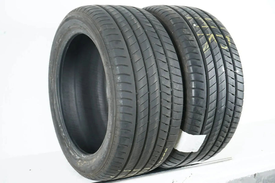 2 x pneus été Bridgestone 305 40 R20 20 pouces DOT23 env. 6mm Bmw*