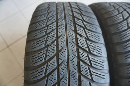 Cerchi in lega originali Mercedes Classe A W177 Classe B CLA, pneumatici invernali 225 45 R18