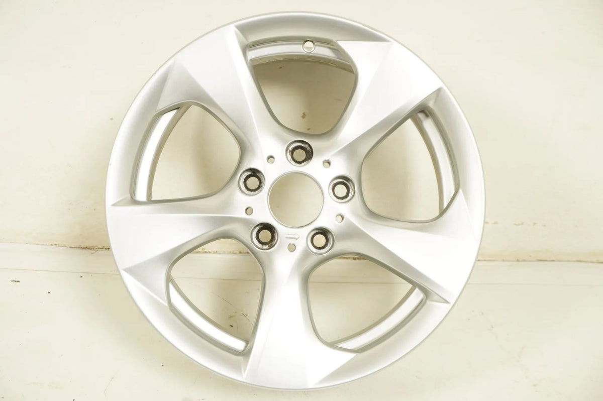 1 x BMW 1er E81 E82 E87 E88 Alufelge 17 Zoll 370 6797517 Detailansicht 2