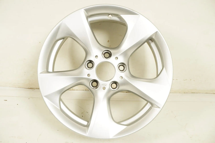 1 x BMW 1er E81 E82 E87 E88 Alufelge 17 Zoll 370 6797517