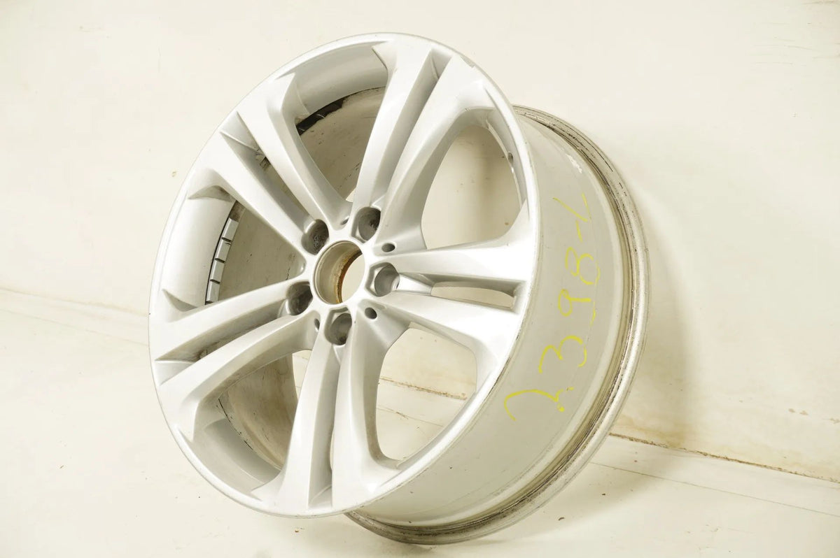 1 x BMW řady 3 řady 4 F30 F31 F32 F36 hliníkový disk 19 palců 401 6796256 8J Detailní zobrazení 4
