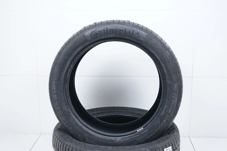 2x New DEMO Summer Tires Continental 285 45 22 inch DOT19