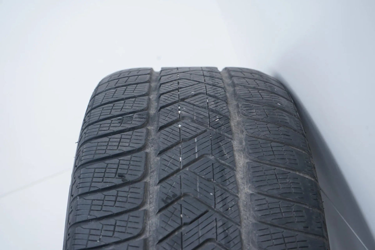 Mercedes EQC W293 N293 Winter Tires Winter Wheels 19 Inch Detailansicht 9
