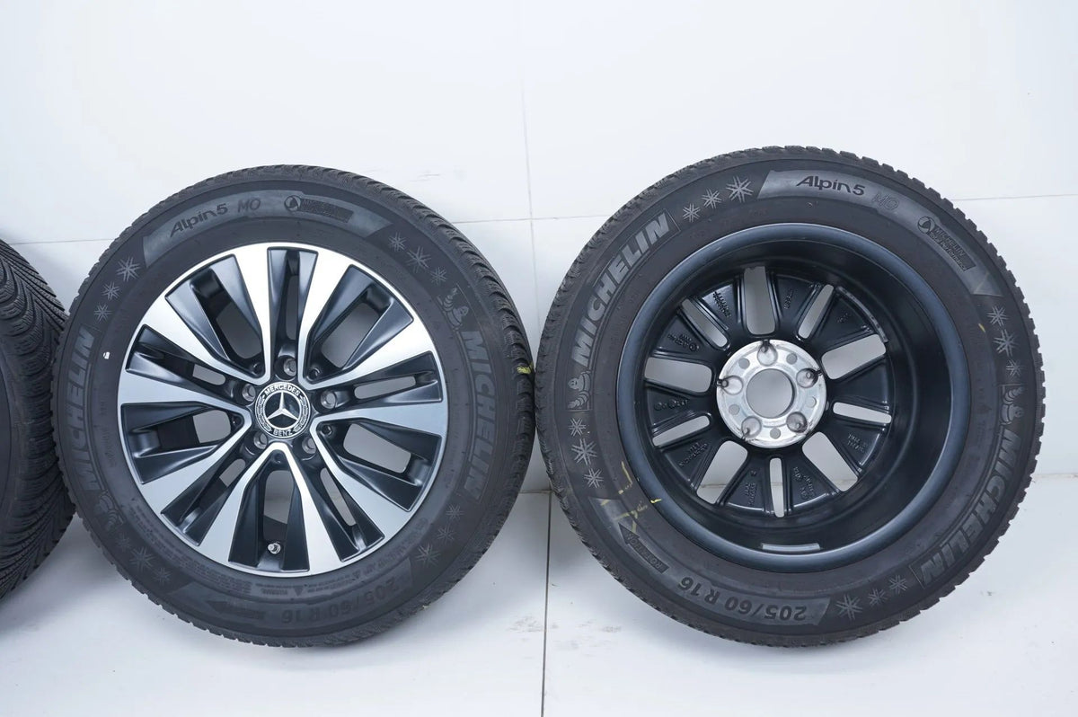 Mercedes A B Klasse W177 B247 Winterreifen Winterräder 16 Zoll Detailansicht 15