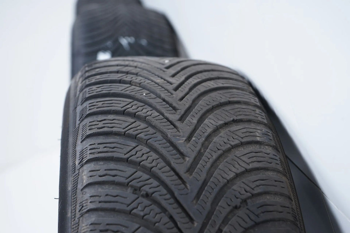 Mercedes AB Class W177 W247 Winter Wheels Winter Tires 16 Inch Detailansicht 10