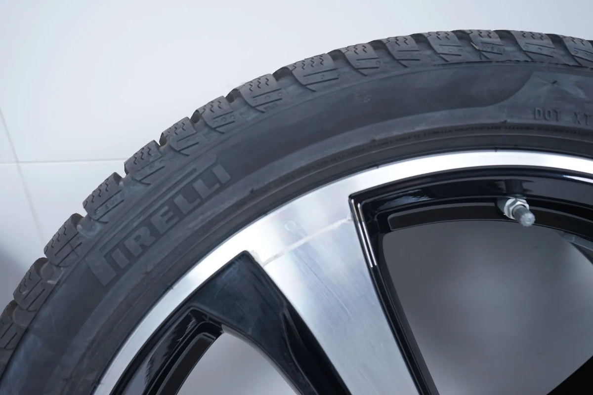 Mercedes C-Class All-Terrain W206 Winter Wheels 245/40/19 inch Detailansicht 5