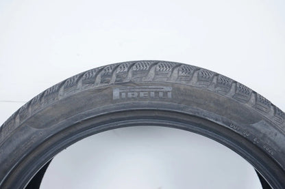 1 x Pirelli winter tire 225 45 19 inch DOT119 BMW* approx. 5mm RFT