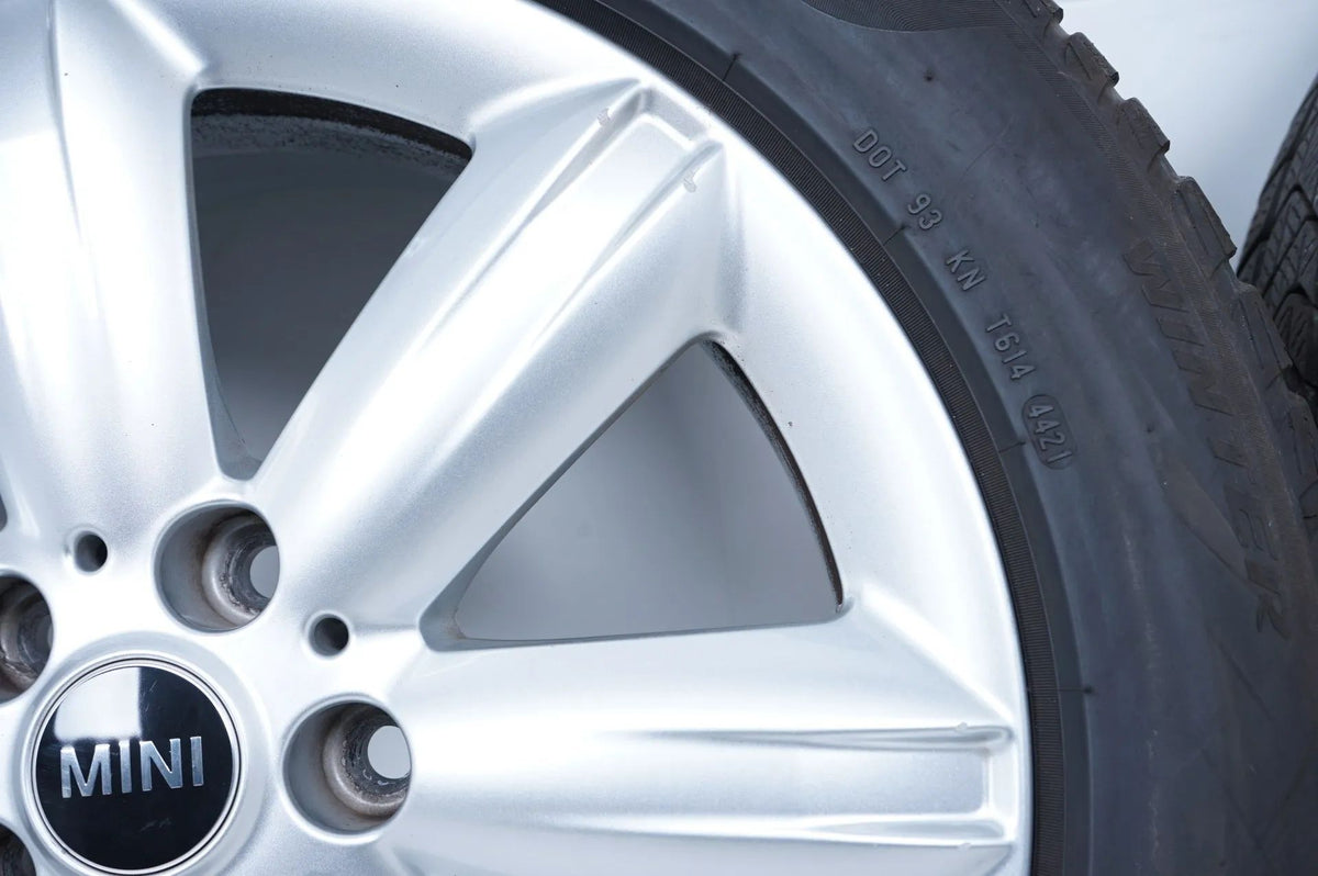 MINI Countryman F60 Winter Tires Winter Wheels 205 60 17 inch JCW539 Detailansicht 7